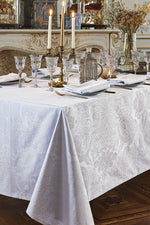 Garnier-Thiebaut Mille Isaphire Table Runner 22"x71" Blanc