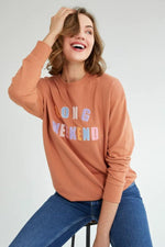 Shiraleah "Long Weekend" Sweatshirt Medium Rust