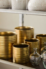 Everest Metal Pot Gold 3"x 2.5"