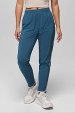 Prana Women's Railay Scallop Pant L Bluff Blue