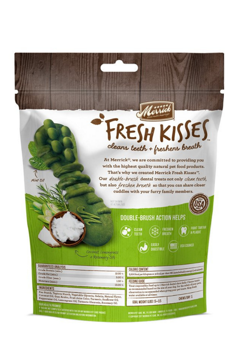 Merrick Fresh Kisses w/ Coconut Oil Dental Dog Treat Medium