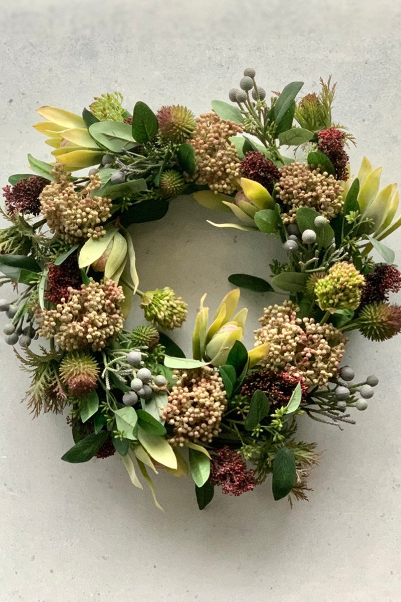 Silk Wreath Prot/Thstl/Sedum 20"
