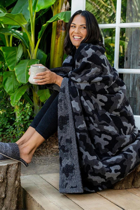 BLANKET COZY CHIC CAMO CARBON