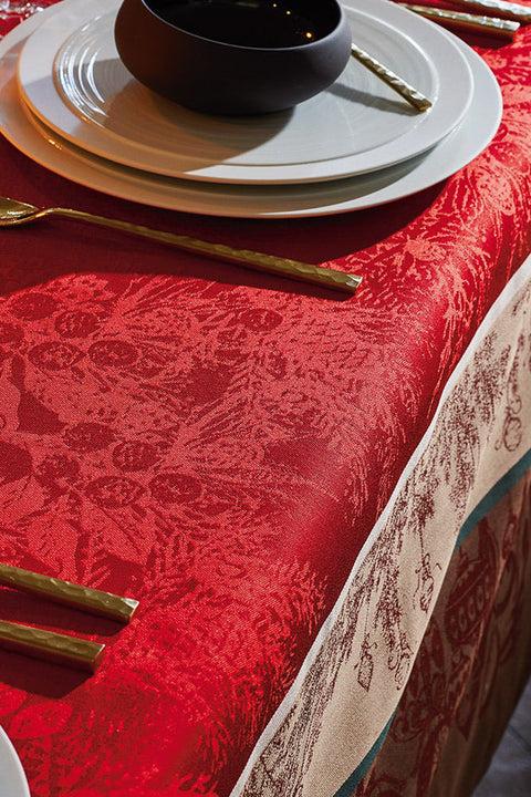 Garnier-Thiebaut Couronne De Noel Rouge Tablecloth 69" x 120"