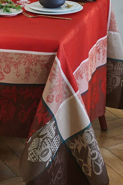 Garnier-Thiebaut Couronne De Noel Rouge Tablecloth 45" x 45"