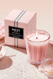 Nest Classic Candle Himalayan Salt & Rose