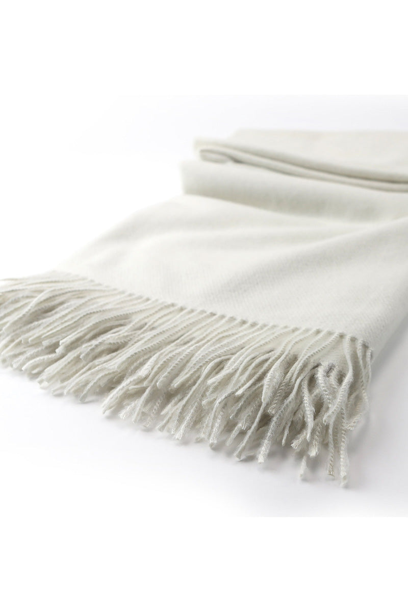 Bedford Cottage Edinburgh Throw 50"x68" Cream