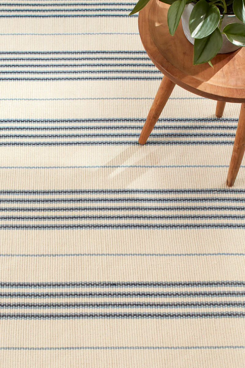 Dash & Albert Conway Blue Handwoven Cotton Rug 2x3