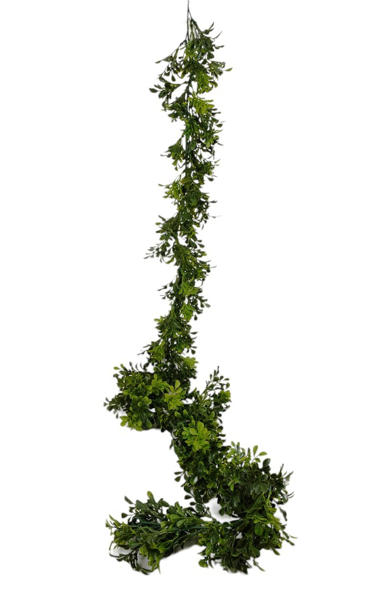 Faux Boxwood Garland 6'