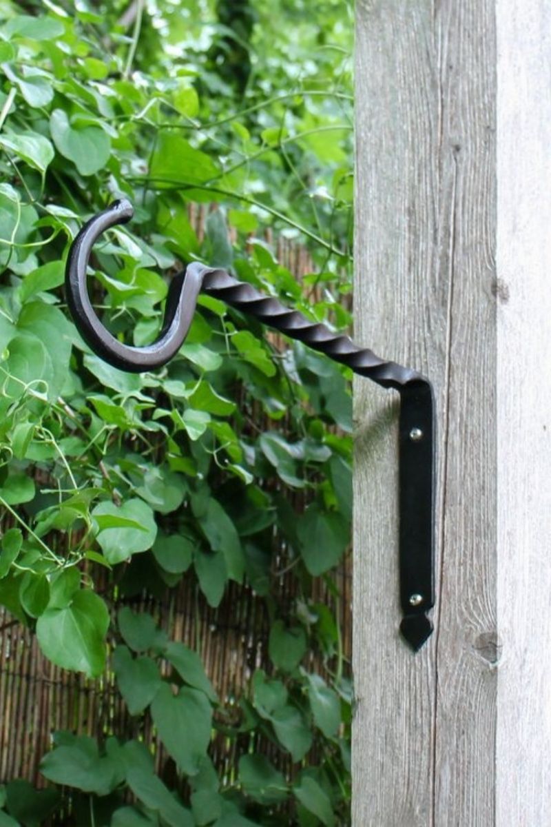 Achla Jumbo Bracket 14" Black