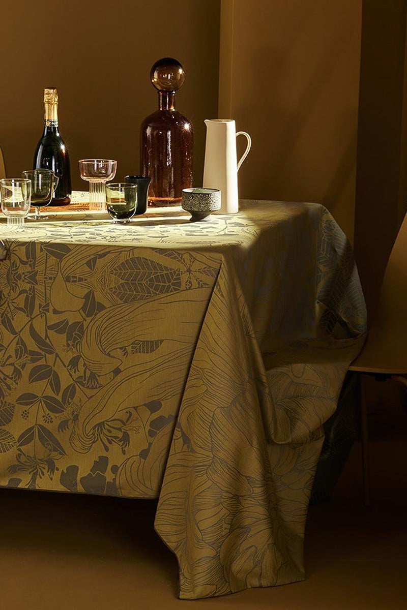 Garnier-Thiebaut Super Nature Tablecloth 71"x122" Or Pale