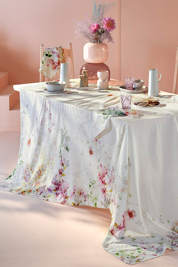 Garnier-Thiebaut Jardin Sauvage Blanc Tablecloth 61“ x 102”