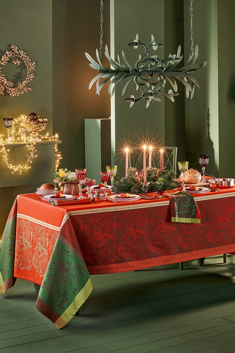 Garnier-Thiebaut Noel Fruite Tablecloth 69"x120" Rouge