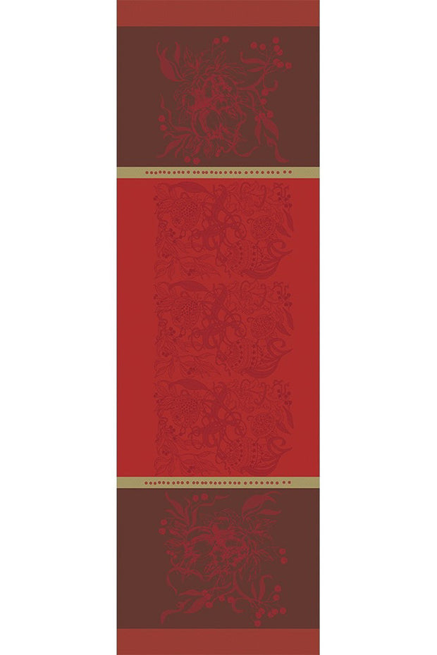 Garnier-Thiebault Noel Fruite Tablerunner Rouge 21"x69"