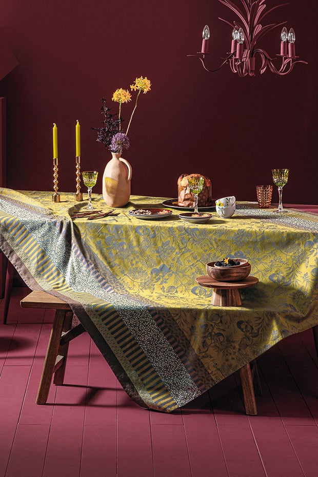 Garnier-Thiebault Mille Vergers Tablecloth Mordore 61"x89"