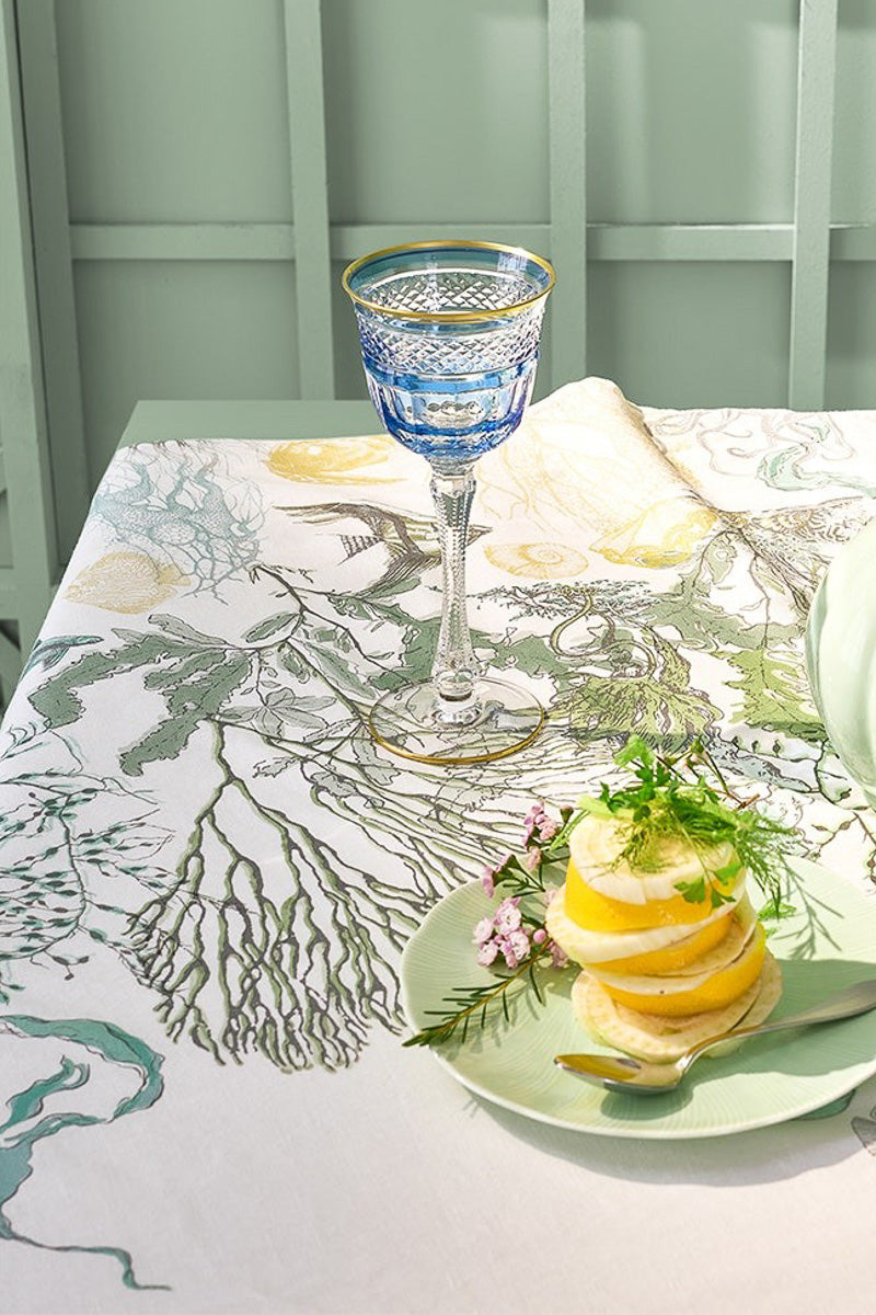 Garnier-Thiebaut Balade Marine Tablecloth Verde