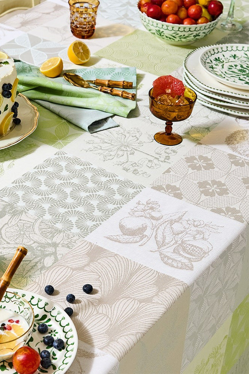 Garnier-Thiebaut Mille Parfums Tablecloth 71"x98" Verde