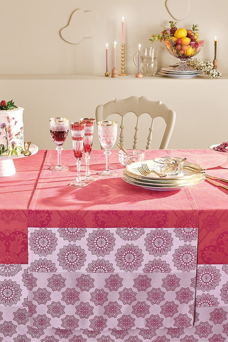 Garnier-Thiebaut Mille Rosecas Runner 22"x71" Framboise