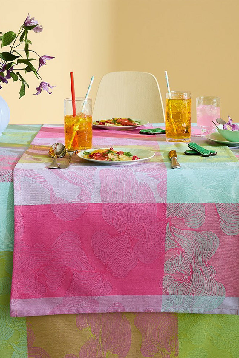 Garnier-Thiebaut Mille Vertiges Runner 22"x61" Ara