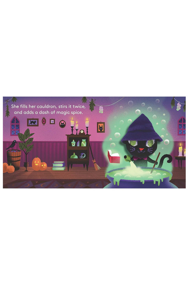 Little Witch Cat: Finger Puppet Book