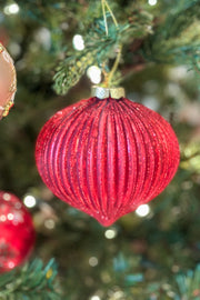 Glass Onion Ornament Red