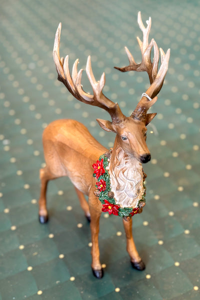 Standing Deer with Wreath12"