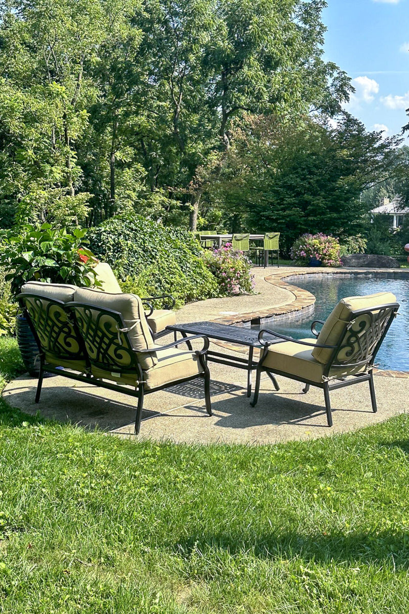 Alfresco Newbury Seat Group with Table and Cushions