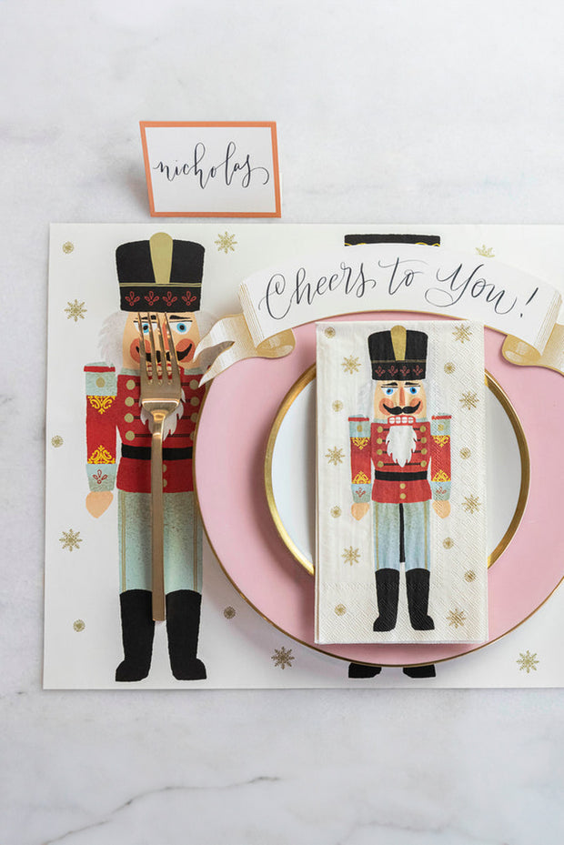 PLACEMATS, NUTCRACKERS S/24