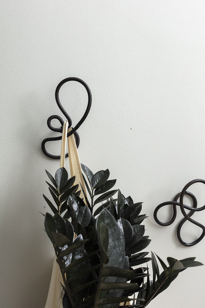 Rosario Wall Hook 7"x 3.5"