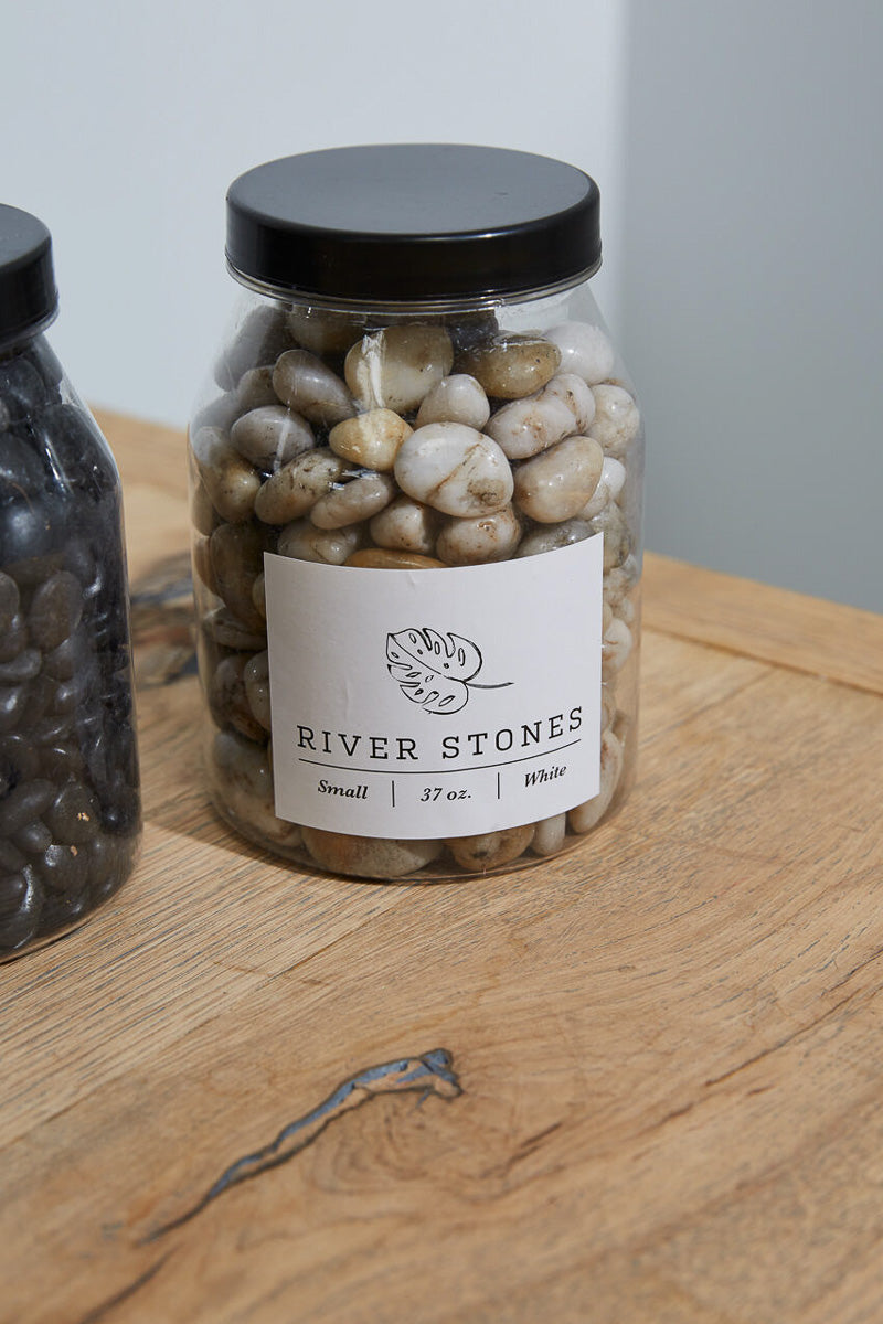 River Stones Small 37 oz White
