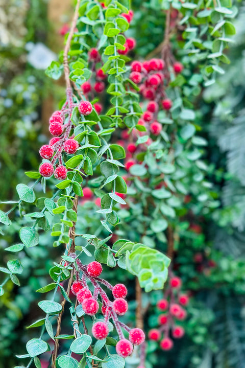 Evergreens and Red Berries Garland 59"