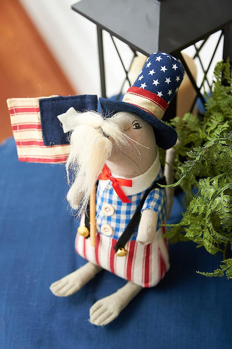 Lincoln Patriotic Mouse Figure