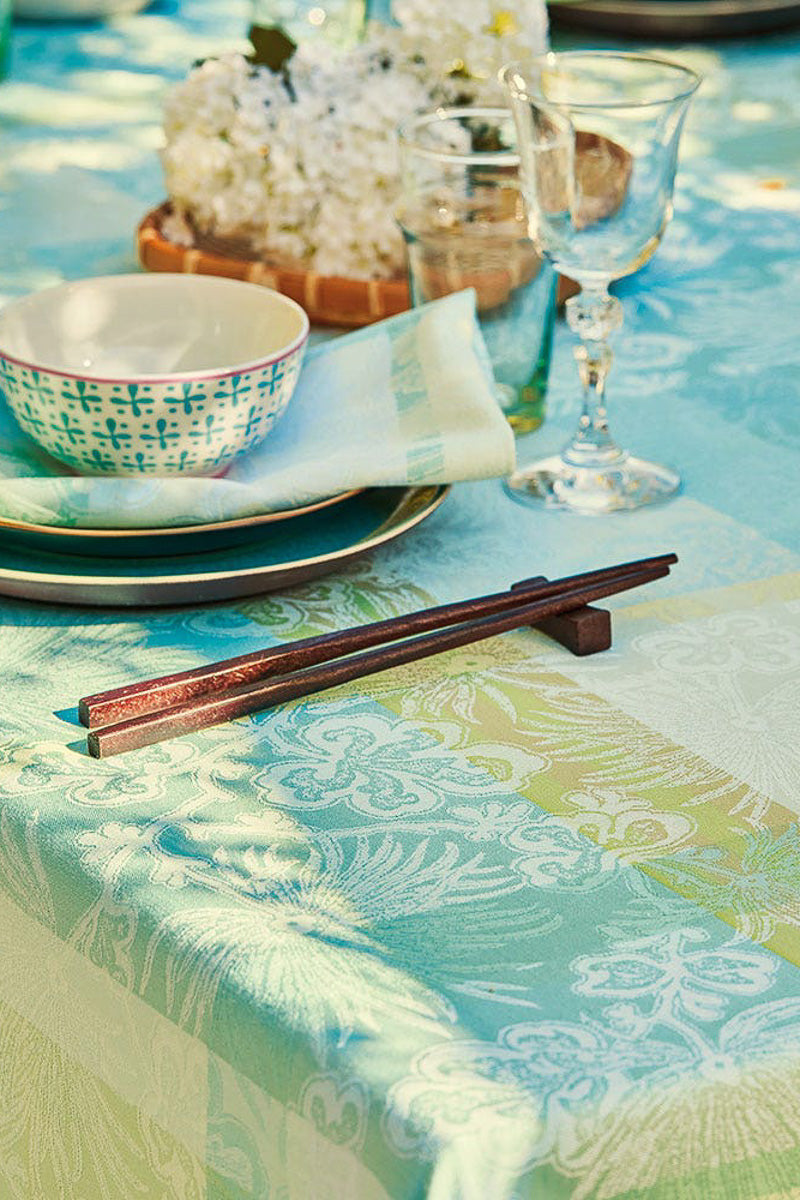 Garnier-Thiebaut Mille Venusta Aqua Placemat