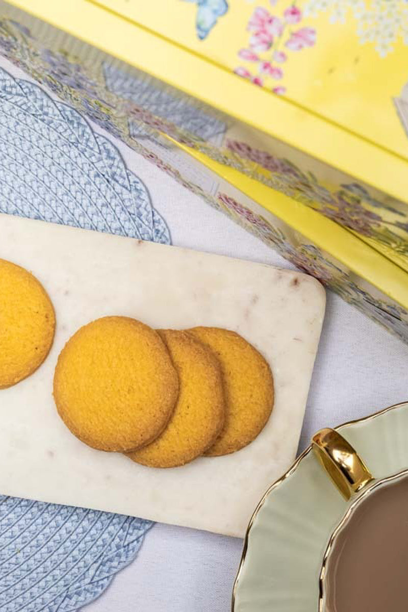 Farmhouse Biscuits Lemon Curd English Garden Tin