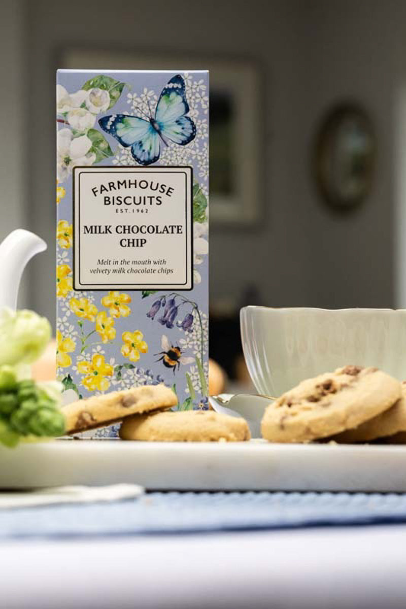 Farmhouse Biscuits Milk Chocolate Chip