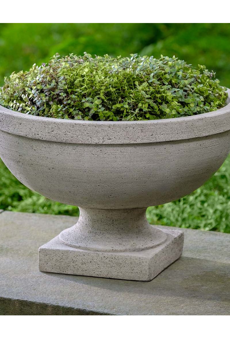Campania South Hampton Urn 18.5" GS Finish