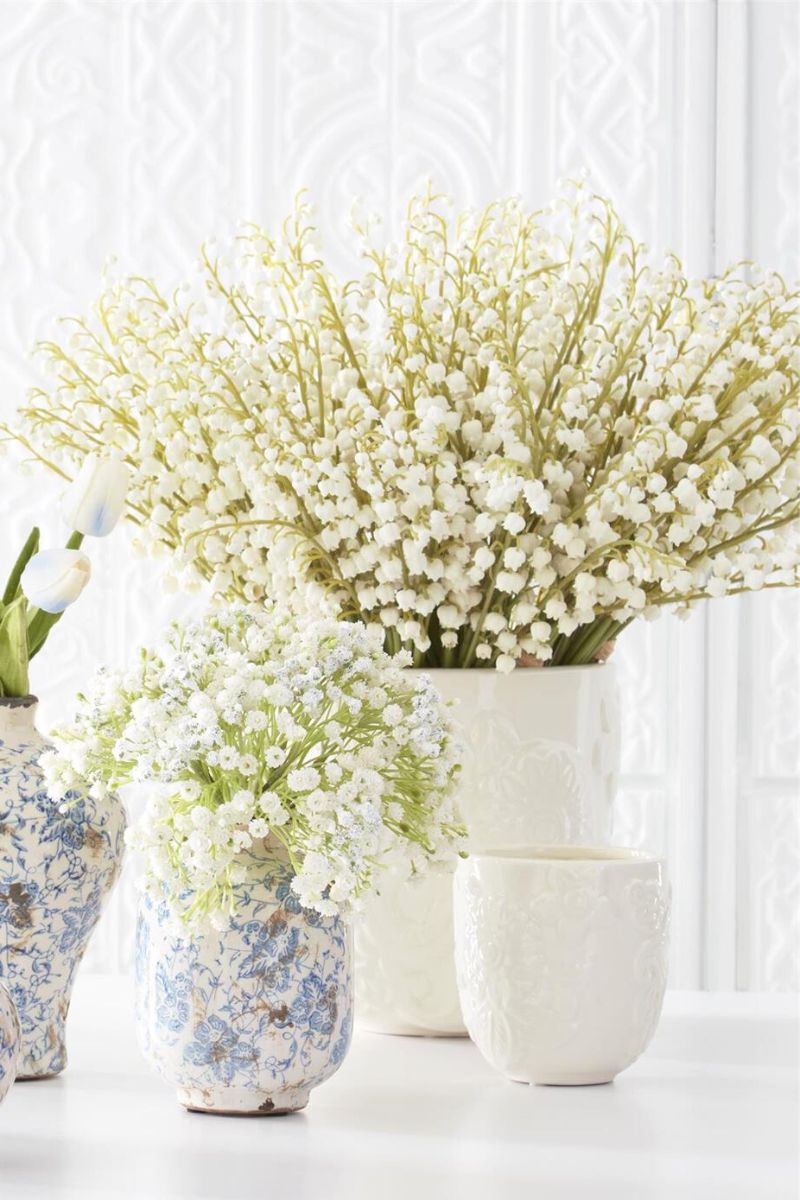 Ceramic Raised Floral Planter 8" White