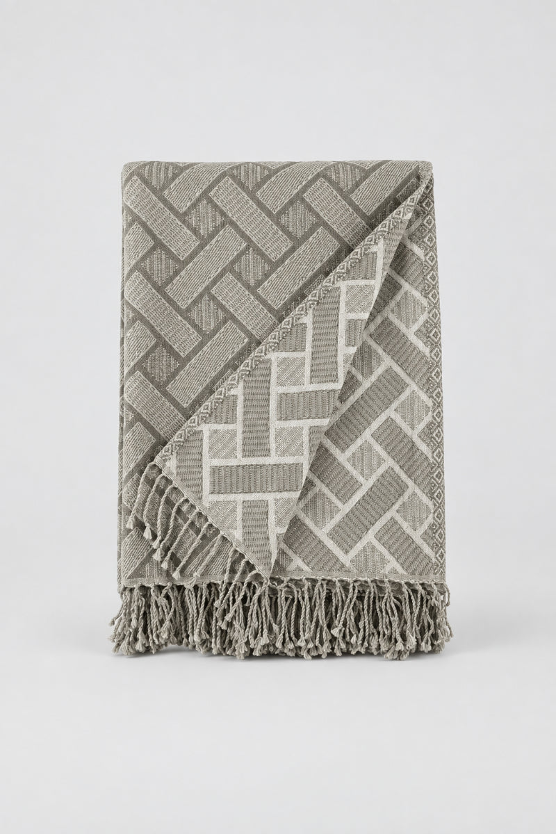 Leighton Shale Throw