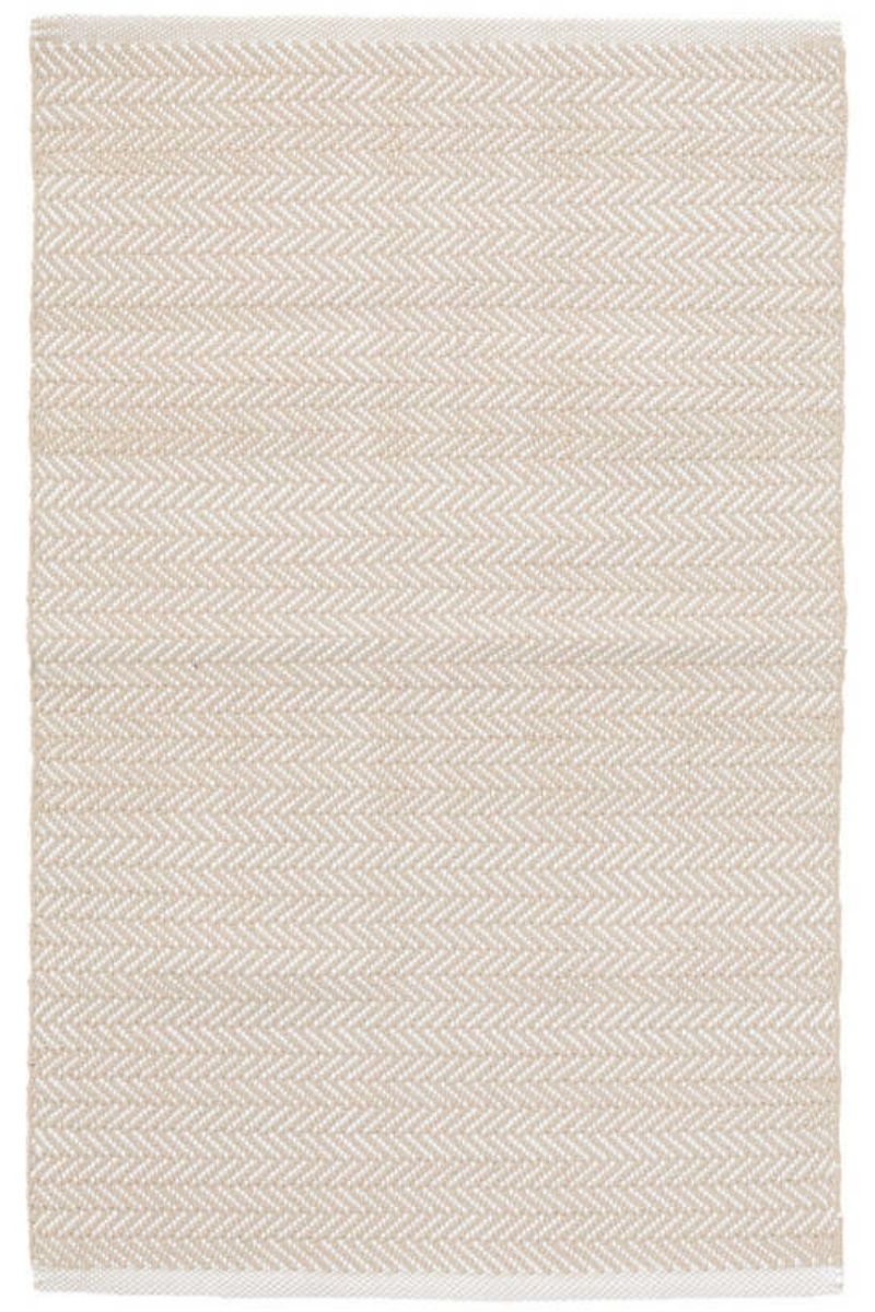 Dash & Albert Herringbone Handwoven Indoor/Outdoor Rug 2'x3' Linen/White