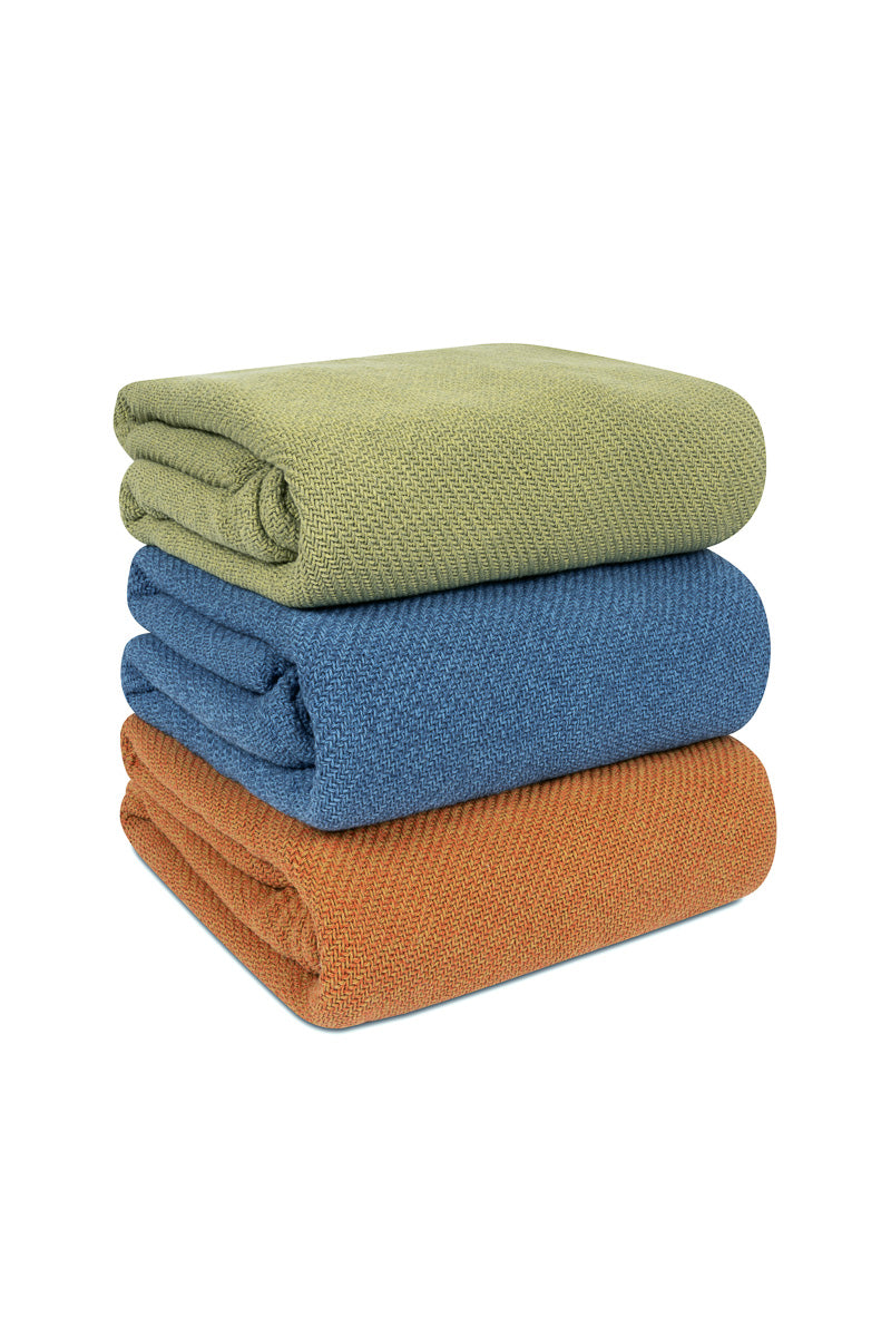 Bedford Cottage Brimfield Throw 50"x70" Ocean