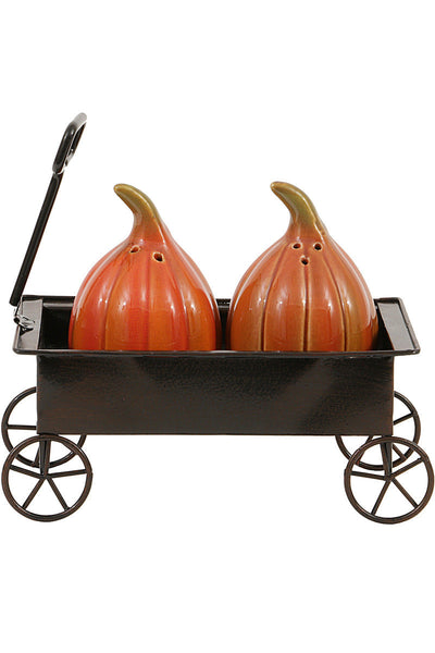 SALT/PEP PUMPKINS IN WAGON CER