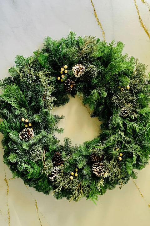 Wreath, Winter White  26"