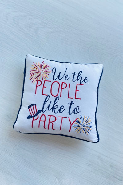 PILLOW, WE THE PEOPLE