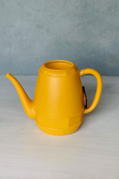 WATER CAN, PLSTC YELLOW