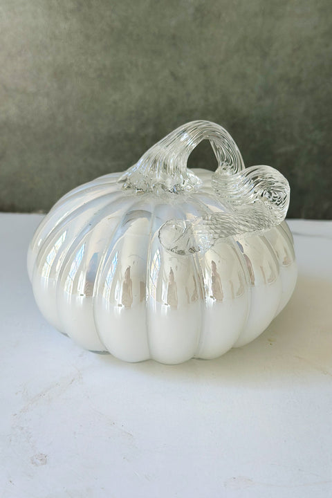 Glass Pumpkin 5"x4.3" White