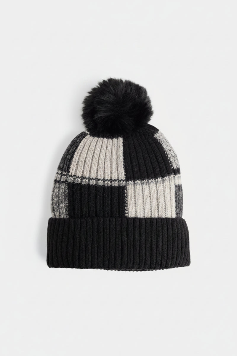 Bundle Up Hat Black