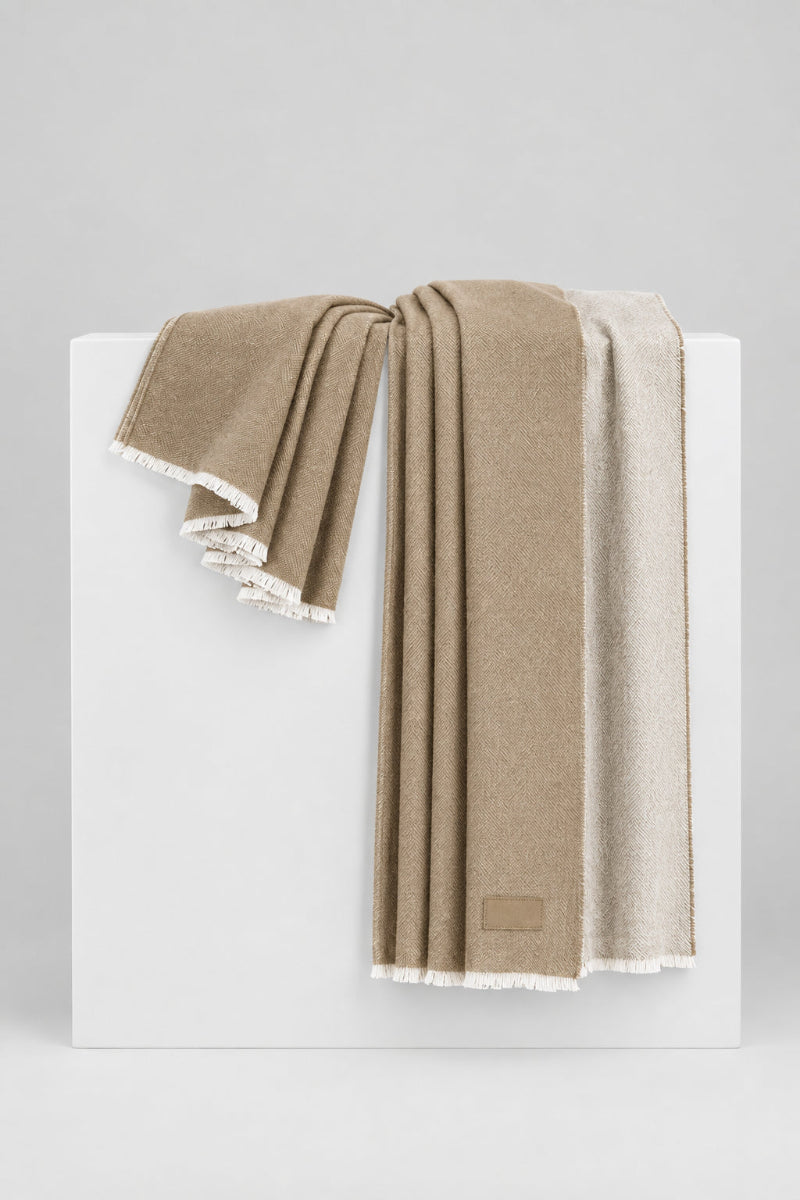 Lands Downunder Aspen Peaks Throw Latte
