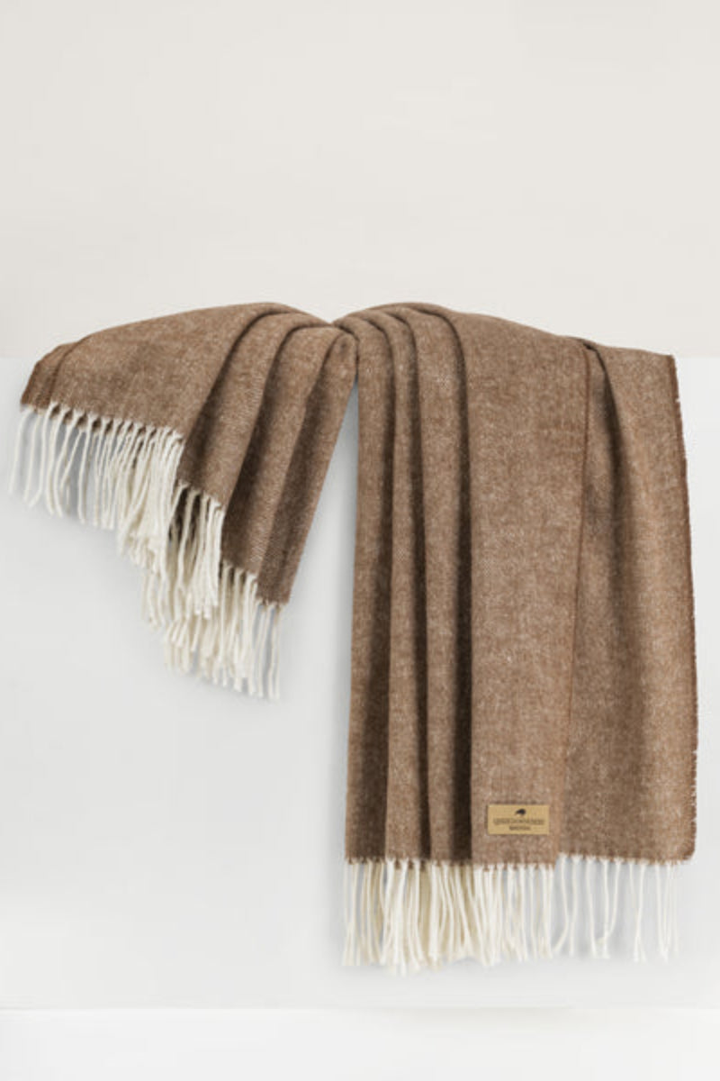 Lands Downunder Italian Herringbone Throw Saddle