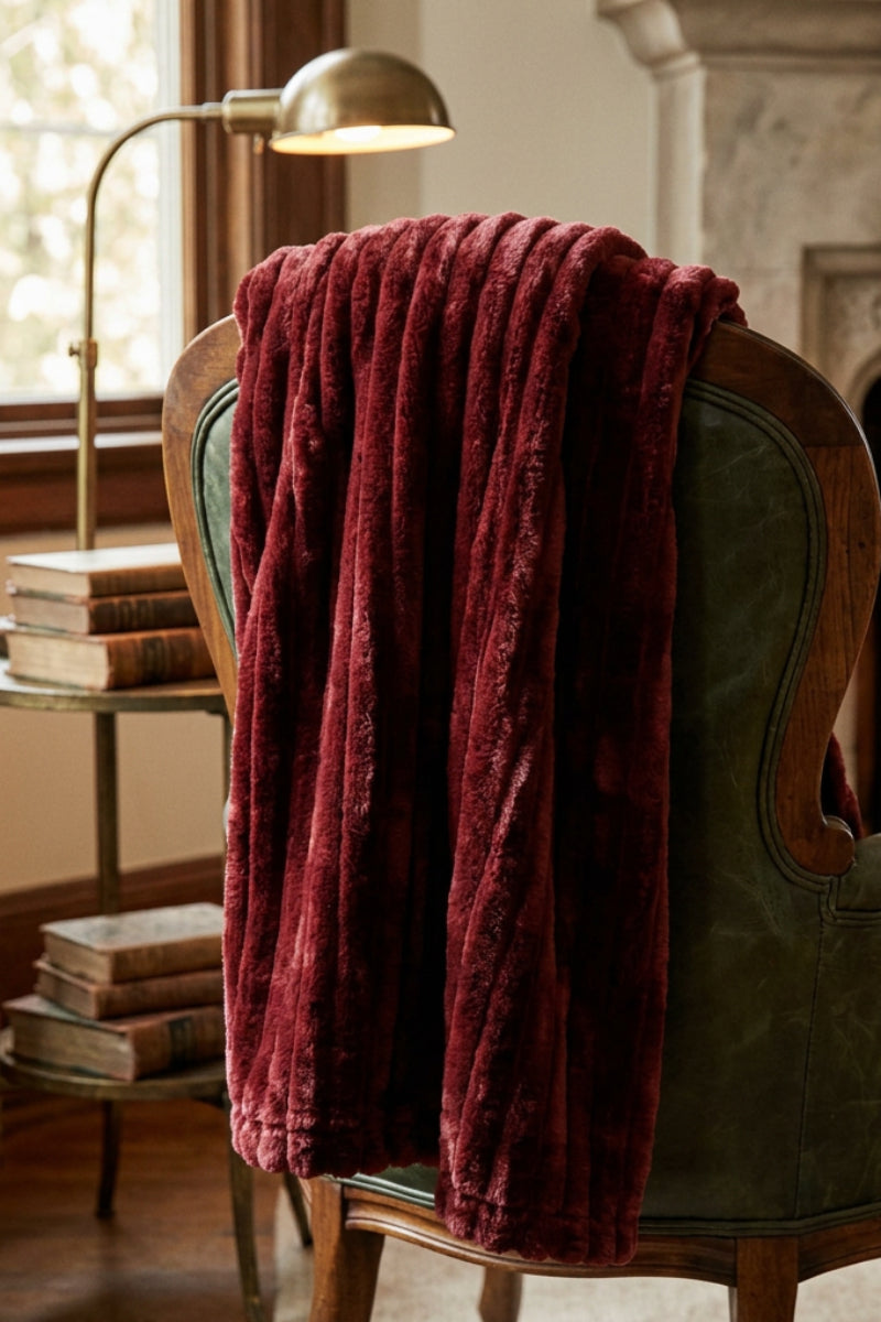 Velvet Throw 67"x51" Maroon