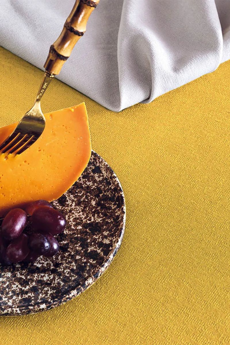 Garnier-Thiebaut Bastide Tablecloth Curry